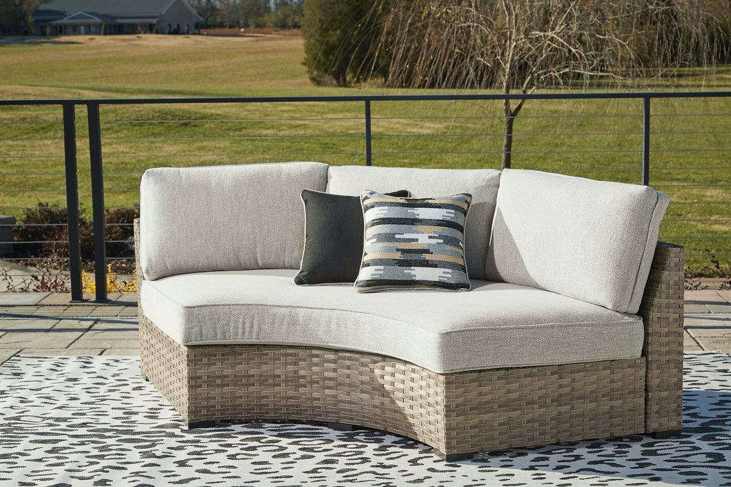 Calworth 2-Piece Outdoor Sectional