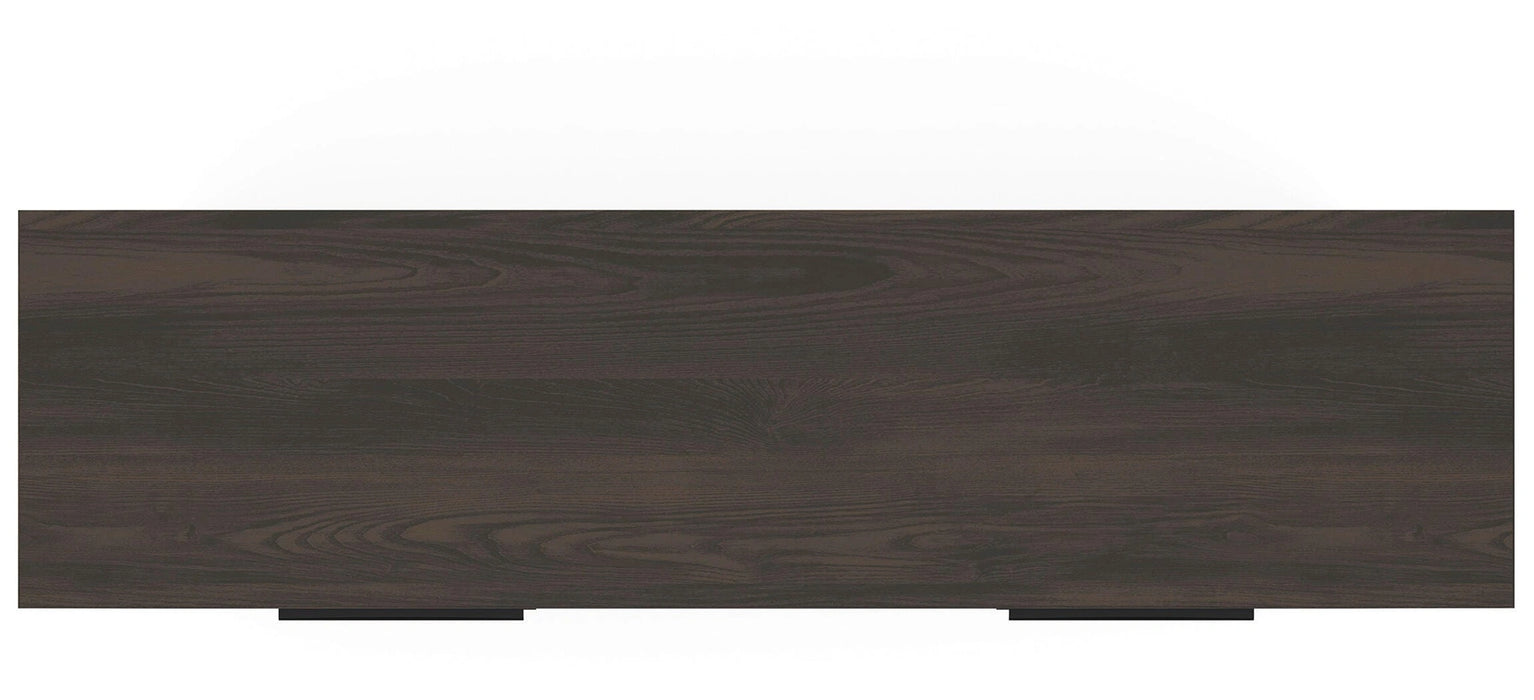 Shaehartin Bedroom Set